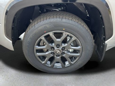 New 2026 Toyota Tundra Platinum AWD/4WD image 9