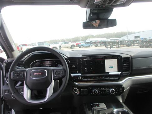 New 2026 GMC Sierra 1500 Elevation w/ Elevation Premium Package AWD/4WD image 17
