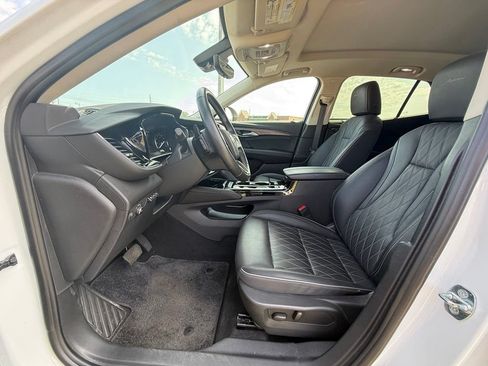 Used 2023 Buick Envision Avenir FWD image 29