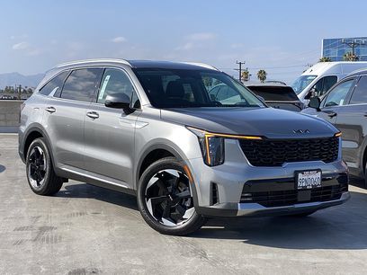 Used 2025 Kia Sorento EX