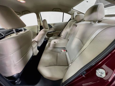Used 2017 Honda Accord LX image 22