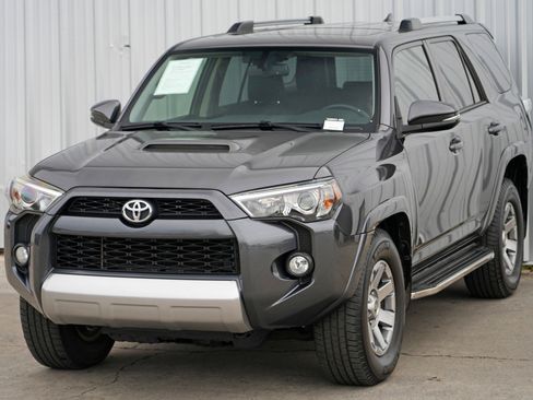 Used 2016 Toyota 4Runner Trail Premium image 46