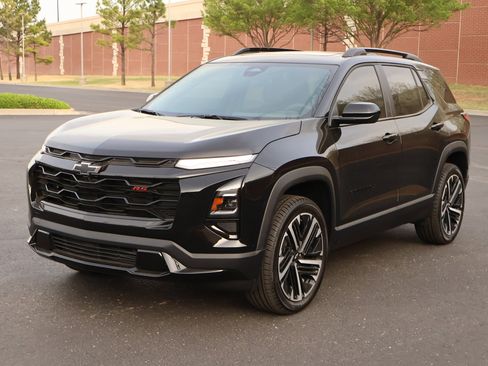 New 2026 Chevrolet Equinox RS w/ LPO, Floor Liner Package image 29