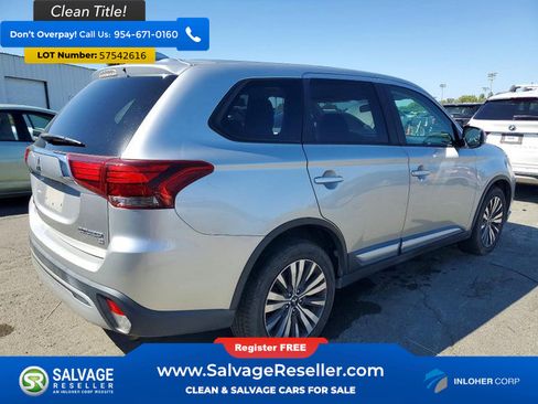 Used 2019 Mitsubishi Outlander ES AWD/4WD image 4