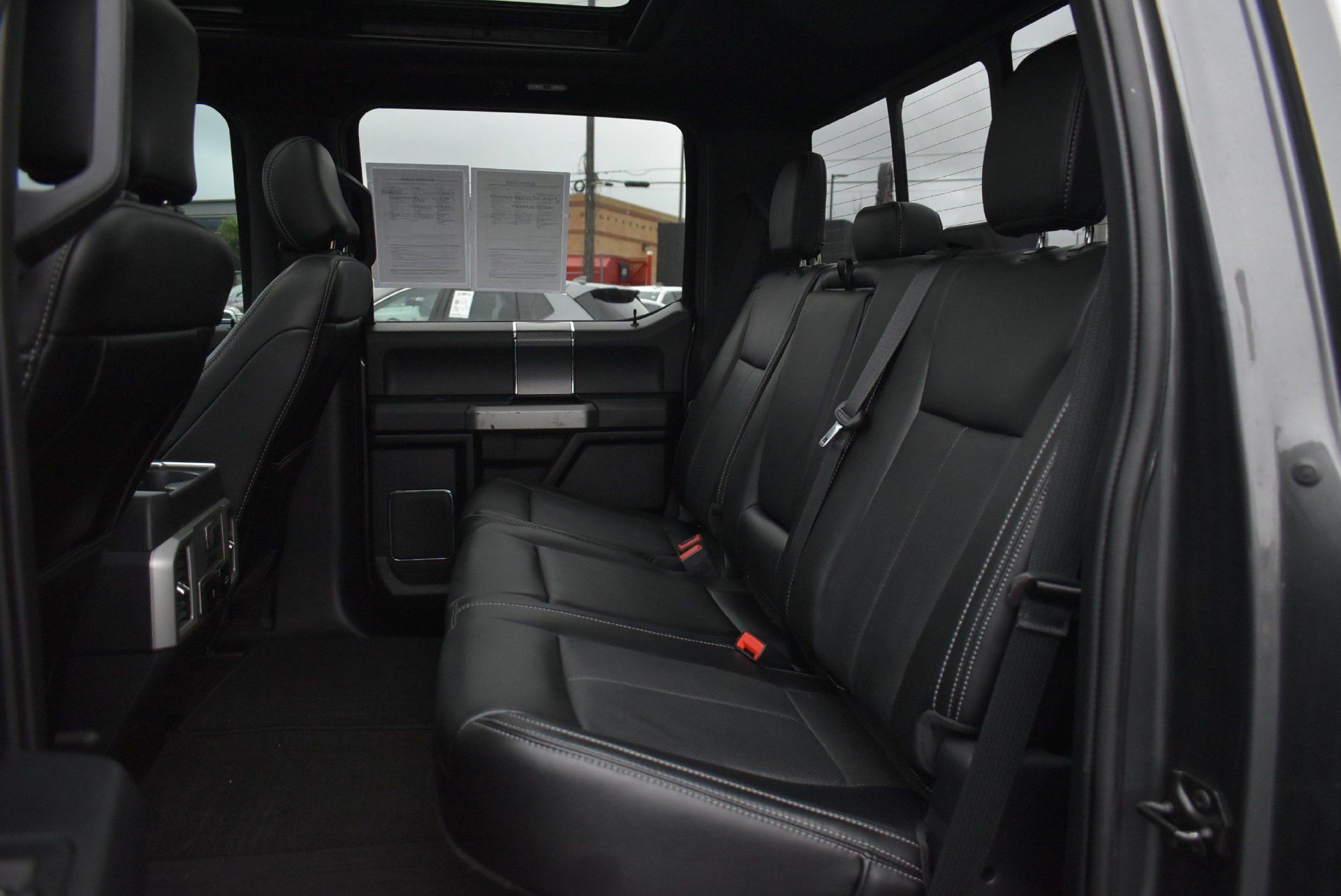 Used 2020 Ford F150 Lariat w/ Equipment Group 502A Luxury AWD/4WD image 17