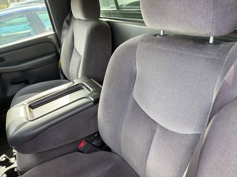 Used 2005 Chevrolet Silverado 1500 W/T image 14