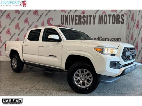 Used 2021 Toyota Tacoma SR image 1