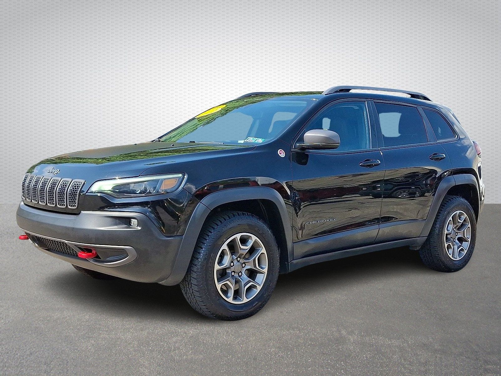 Used 2021 Jeep Cherokee Trailhawk w/ Trailer Tow Group AWD/4WD image 3