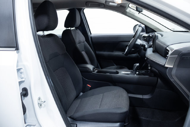 Used 2025 Nissan Kicks S FWD image 24