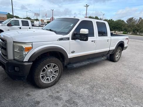 Used 2016 Ford F250 King Ranch w/ FX4 Off-Road Package AWD/4WD image 2