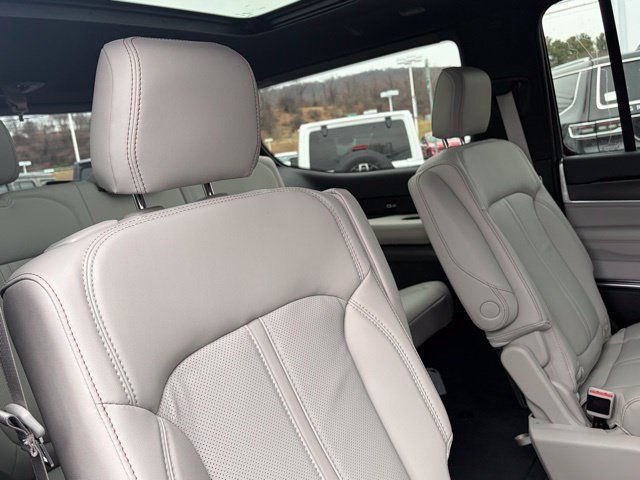 New 2026 Jeep Grand Wagoneer Summit AWD/4WD image 31
