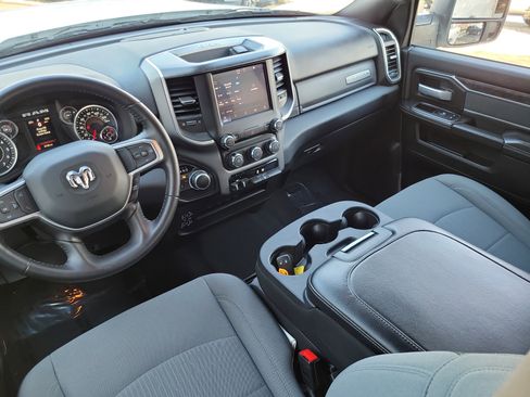 Used 2024 RAM 2500 Big Horn w/ Bed Utility Group image 21