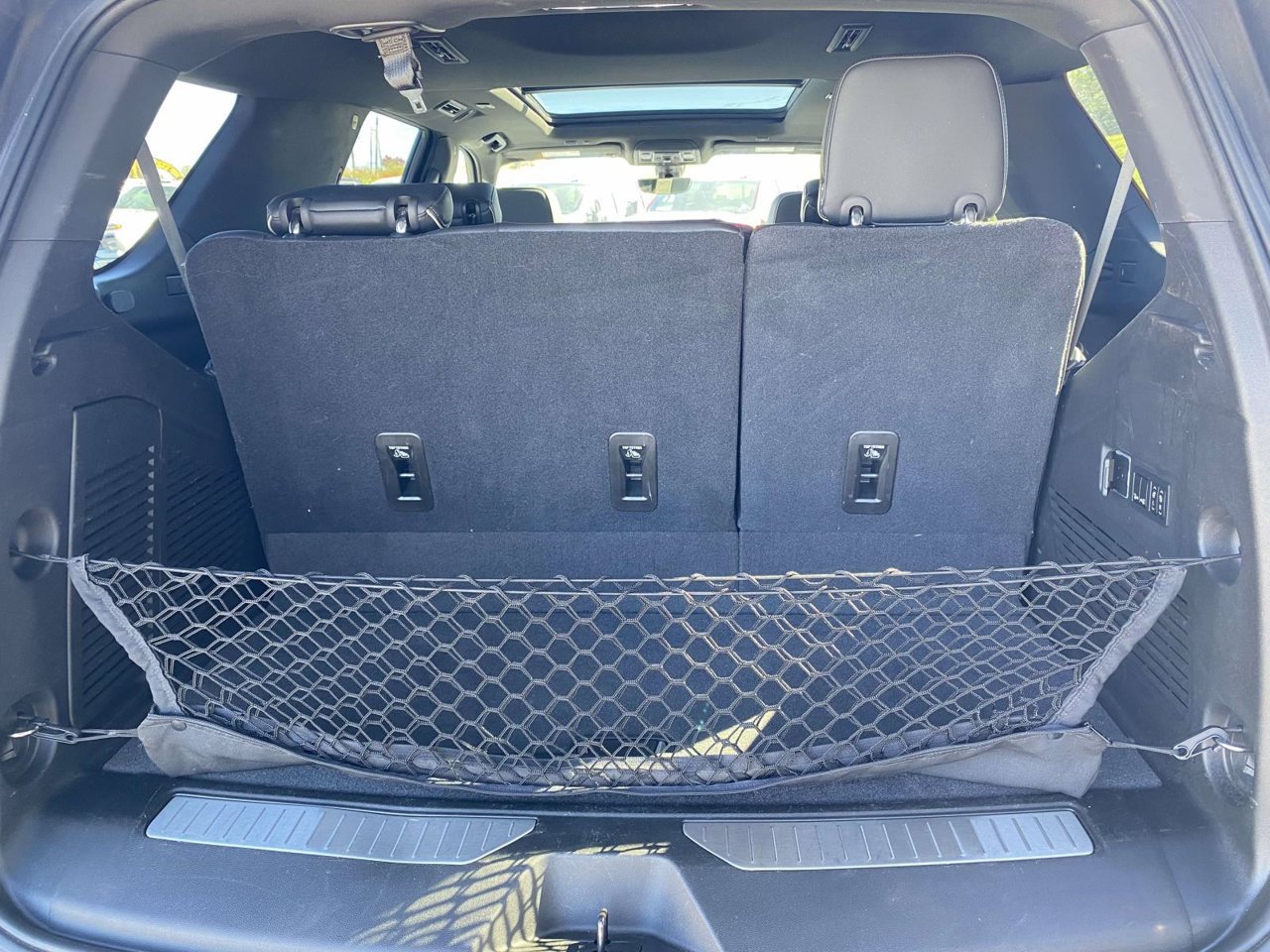 Used 2021 Chevrolet Tahoe Premier w/ Premium Package RWD image 20