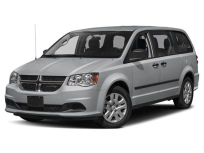 Certified 2019 Dodge Grand Caravan SE w/ UConnect Hands-Free Group