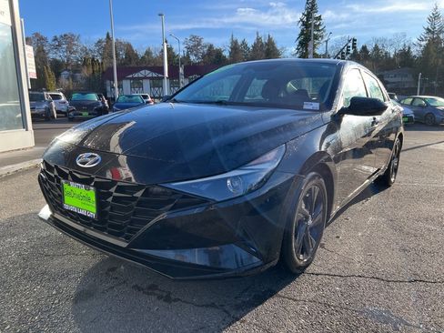 Used 2021 Hyundai Elantra SEL image 8
