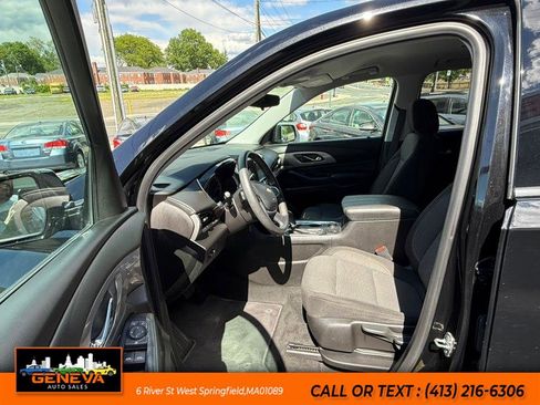 Used 2018 Chevrolet Traverse LS FWD image 9