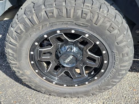 Used 2018 Jeep Wrangler Unlimited Sport S AWD/4WD image 10
