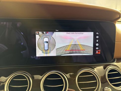 Certified 2022 Mercedes-Benz E 450 4MATIC All-Terrain Wagon image 31