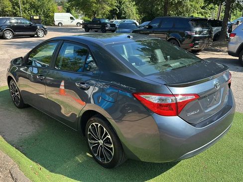 Used 2015 Toyota Corolla S w/ Driver Convenience Package FWD image 4