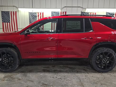 New 2026 Chevrolet Traverse RS image 3