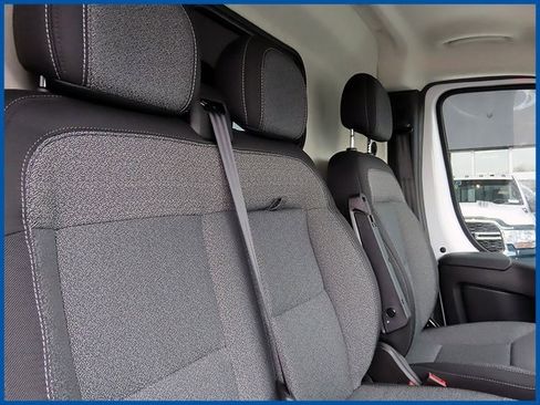 New 2026 RAM ProMaster 2500 w/ Convenience Group image 10