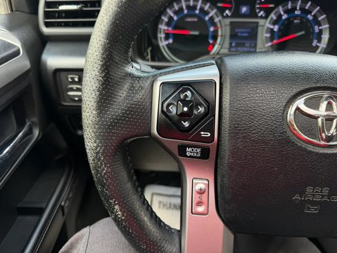 Used 2017 Toyota 4Runner Limited RWD image 21