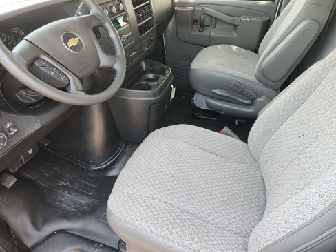 New 2025 Chevrolet Express 3500 w/ Power Convenience Package image 4
