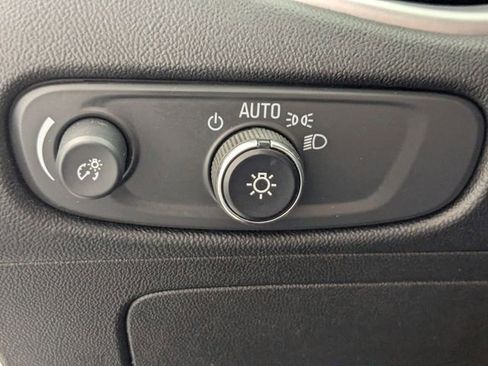 Used 2024 Chevrolet Malibu LT image 15