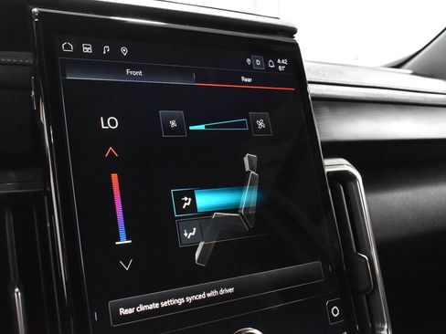 Used 2025 GMC Acadia Elevation image 19