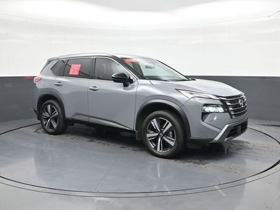 Used 2025 Nissan Rogue SL w/ SL Premium Package