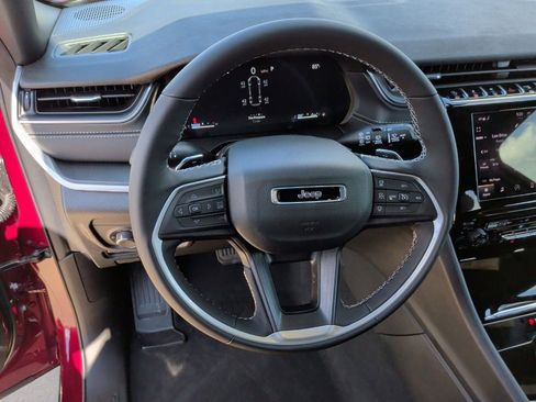 New 2025 Jeep Grand Cherokee L Altitude image 16