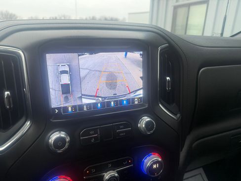 Used 2020 GMC Sierra 2500 AT4 w/ AT4 Premium Package image 13