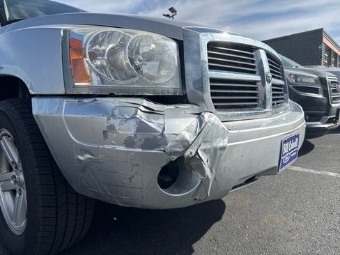 Used 2007 Dodge Dakota ST w/ SXT Group AWD/4WD image 2