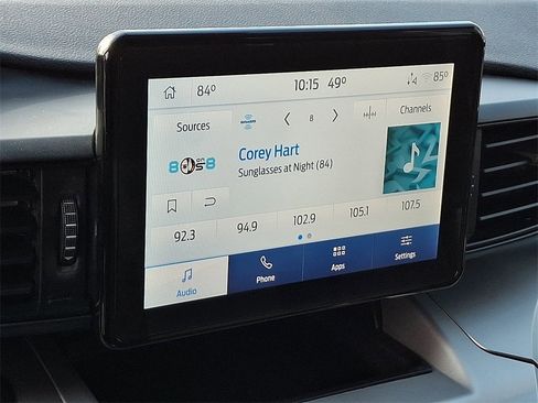 Used 2022 Ford Explorer XLT image 18