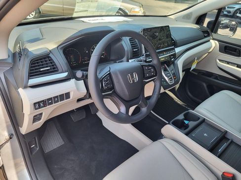 New 2026 Honda Odyssey EX-L image 11