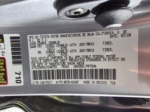 Used 2020 Toyota Tacoma SR5 image 30