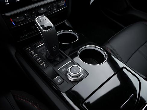 Certified 2024 Maserati Quattroporte Modena Ultima Q4 image 18