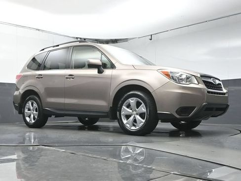 Used 2015 Subaru Forester 2.5i Premium w/ Popular Package #1 AWD/4WD image 39