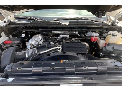 Used 2024 Chevrolet Silverado 3500 LTZ image 11