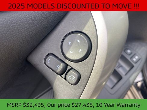 New 2025 Mitsubishi Eclipse Cross SE image 38