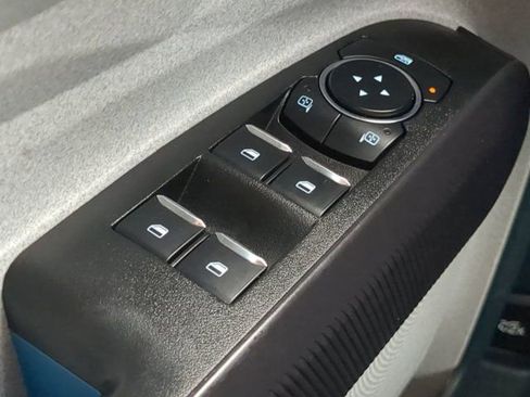 Used 2025 Ford Maverick XLT w/ Equipment Group 302A AWD/4WD image 21