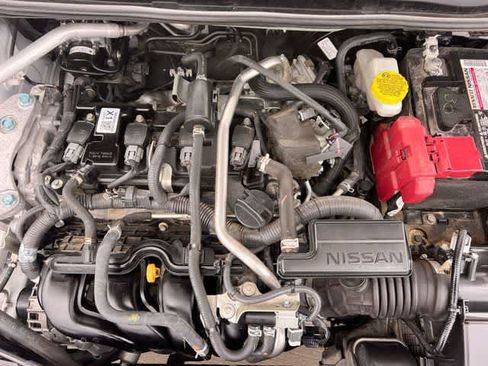 Used 2022 Nissan Sentra SV w/ SV Premium Package FWD image 10