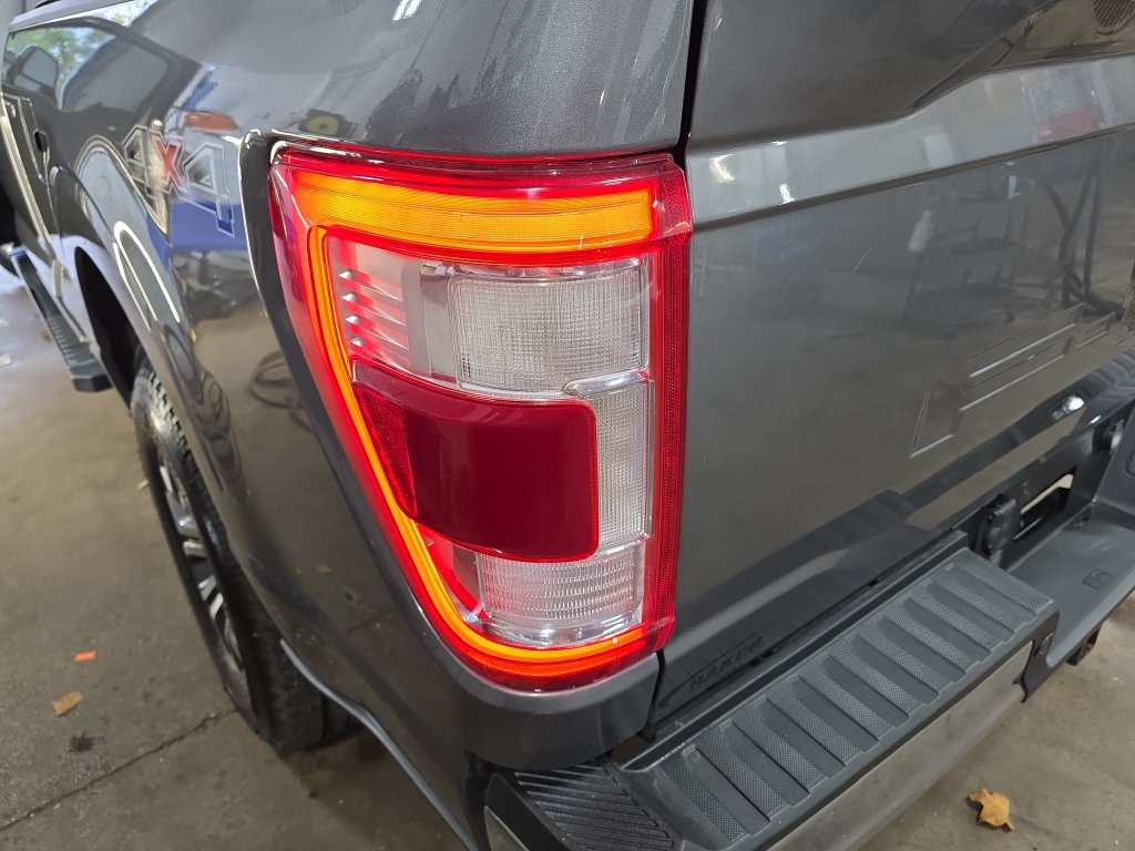 Used 2021 Ford F150 Lariat AWD/4WD image 36