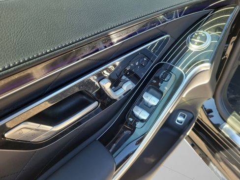 Used 2025 Mercedes-Benz S 580 4MATIC Sedan image 18