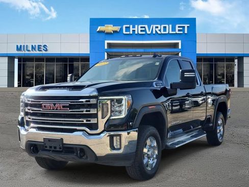 Certified 2022 GMC Sierra 2500 SLE w/ SLE Convenience Package AWD/4WD image 2