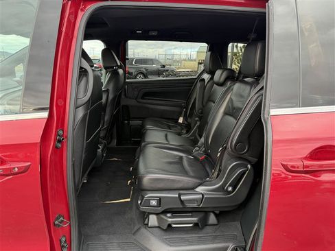 Used 2023 Honda Odyssey Sport image 13
