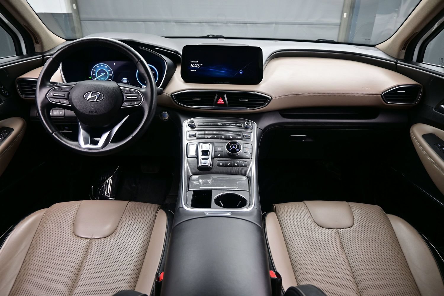 Certified 2023 Hyundai Santa Fe Limited AWD/4WD image 18