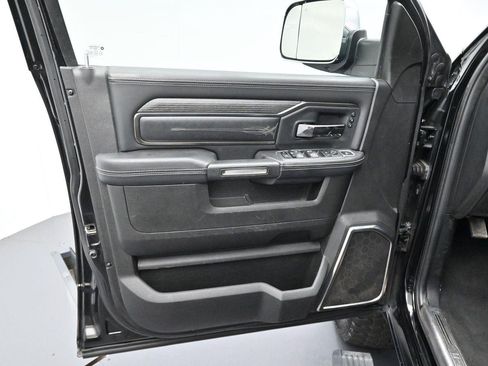 Used 2022 RAM 3500 Limited AWD/4WD image 9