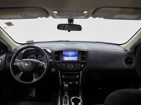 Used 2019 Nissan Pathfinder S image 15