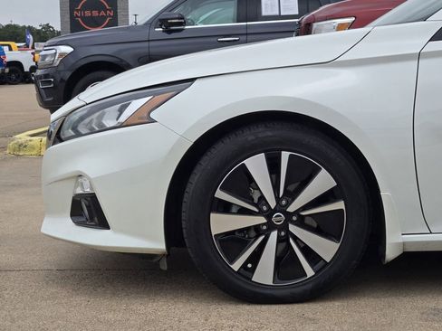 Used 2021 Nissan Altima 2.5 SL FWD image 7